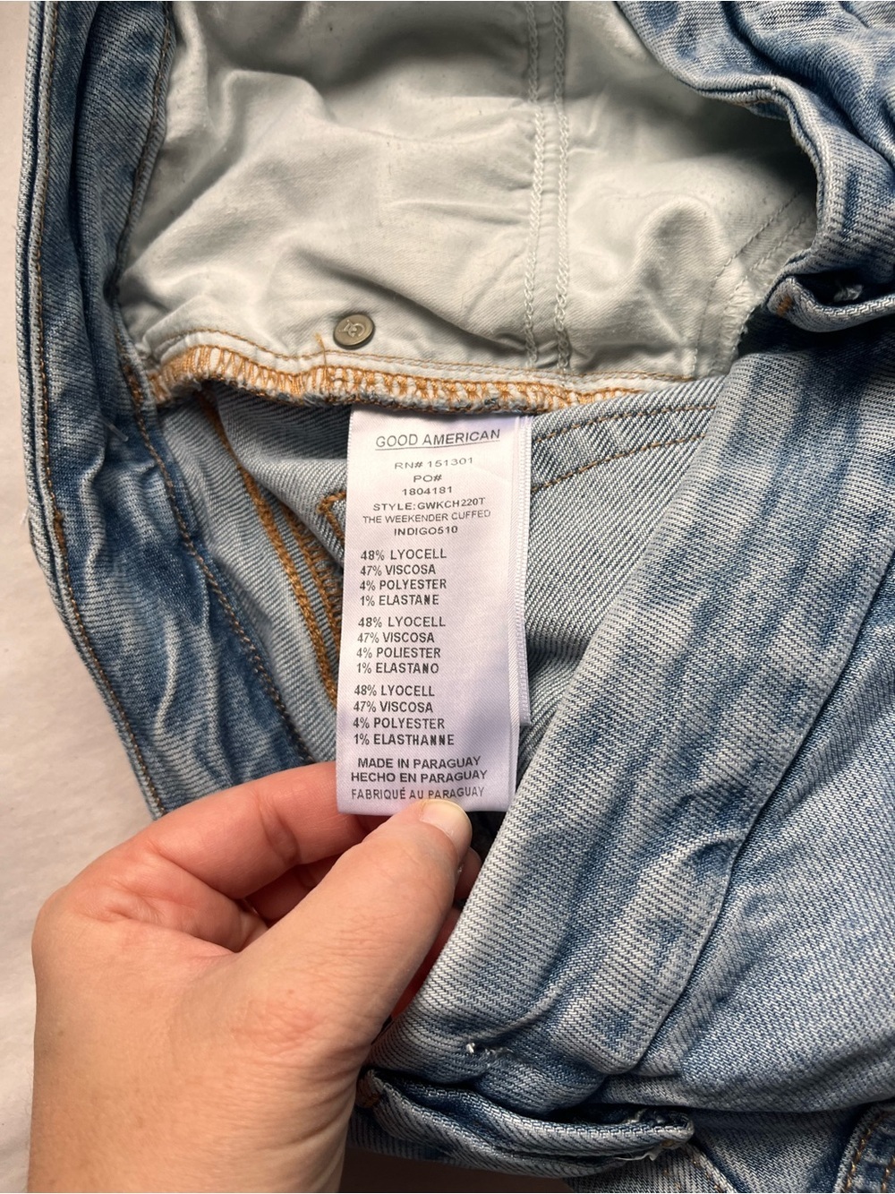 Good American The Weekender Cuffed Light Wash Relaxed Jeans 10/30 - Picture 7 of 11